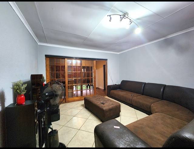 3 BEDROOM HOUSE SOLD IN RIVERSDALE